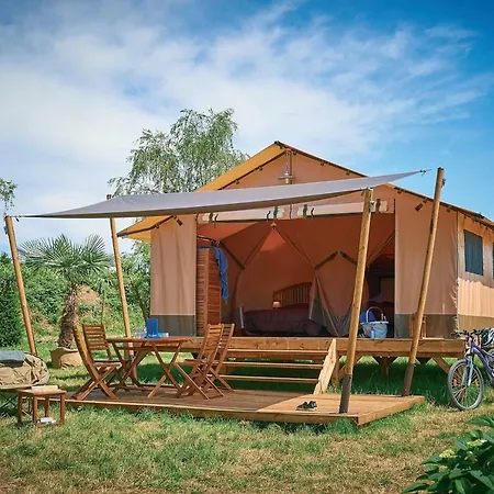 Camping Buffalo Hacienda Campsite